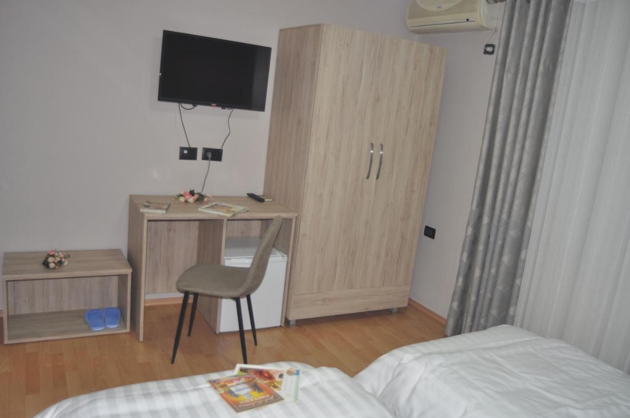Bliri Myslym Shyri Daire Tiran Dış mekan fotoğraf